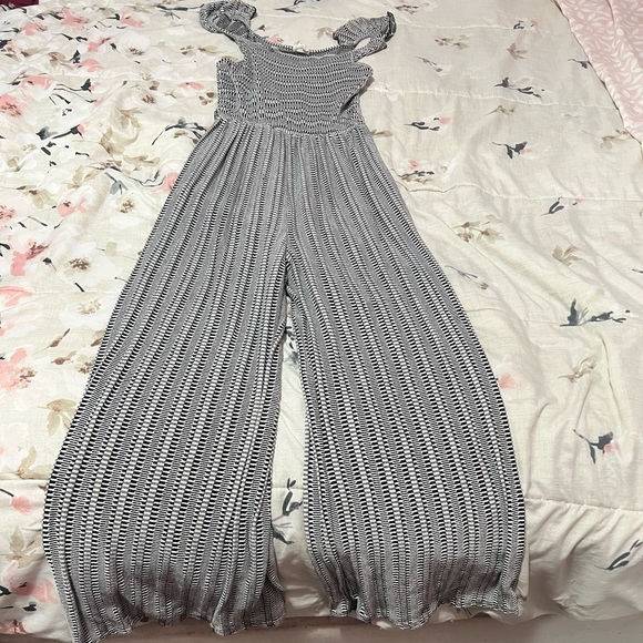 Jumpsuit - Picture 2 of 3